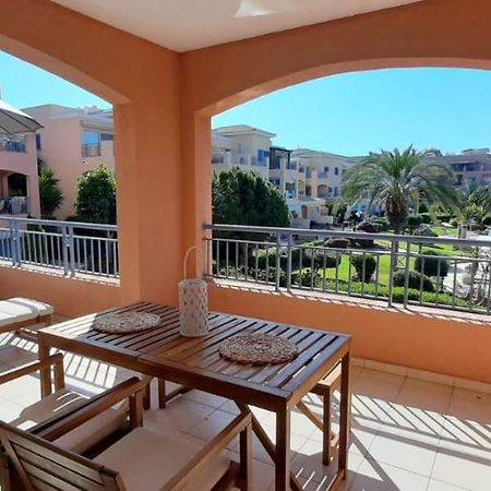 Limnaria Gardens - Superb Modern 1 Bed Apartment With Pool Views Paphos Exterior foto